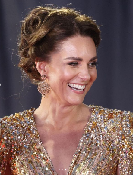 Kate Middleton glitters in sequined Jenny Packham